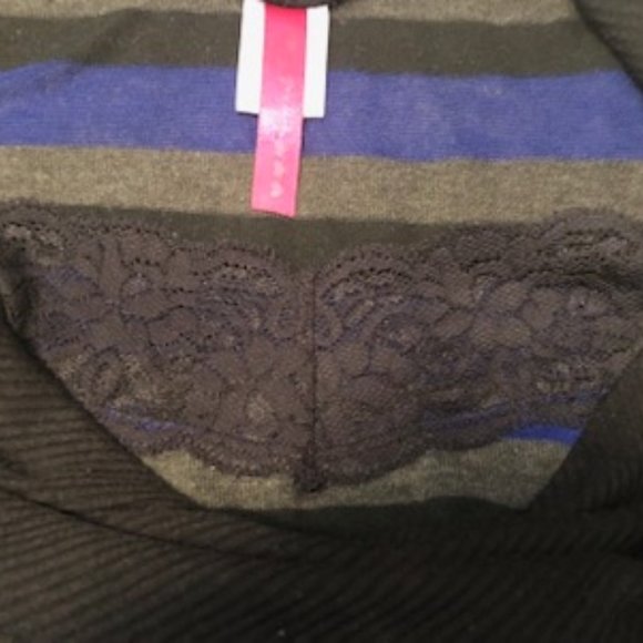 Heart Soul Sweater - Picture 6 of 6